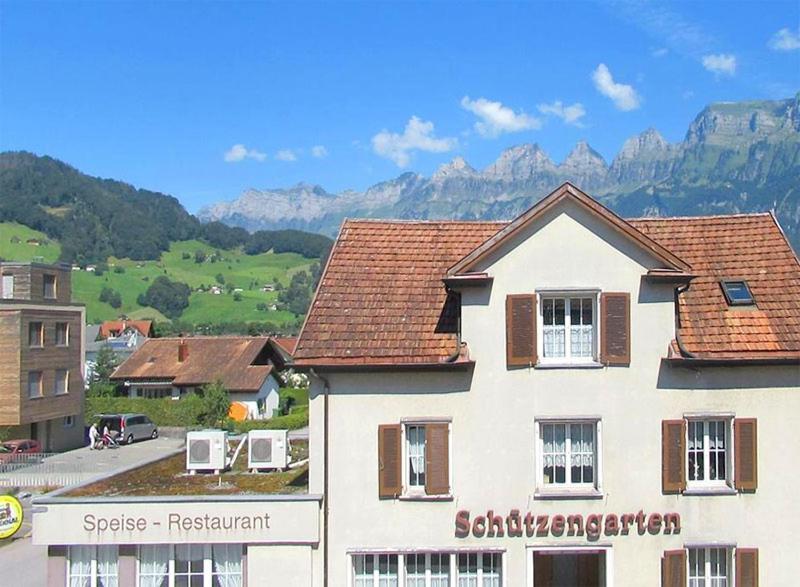 Churfirsten Blick - Private Gaestezimmer Flums Exterior foto